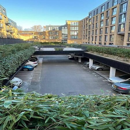 Spacious 1 Bed Apartment With Workspace, Coffee & Free Secure Parking Birmingham Luaran gambar