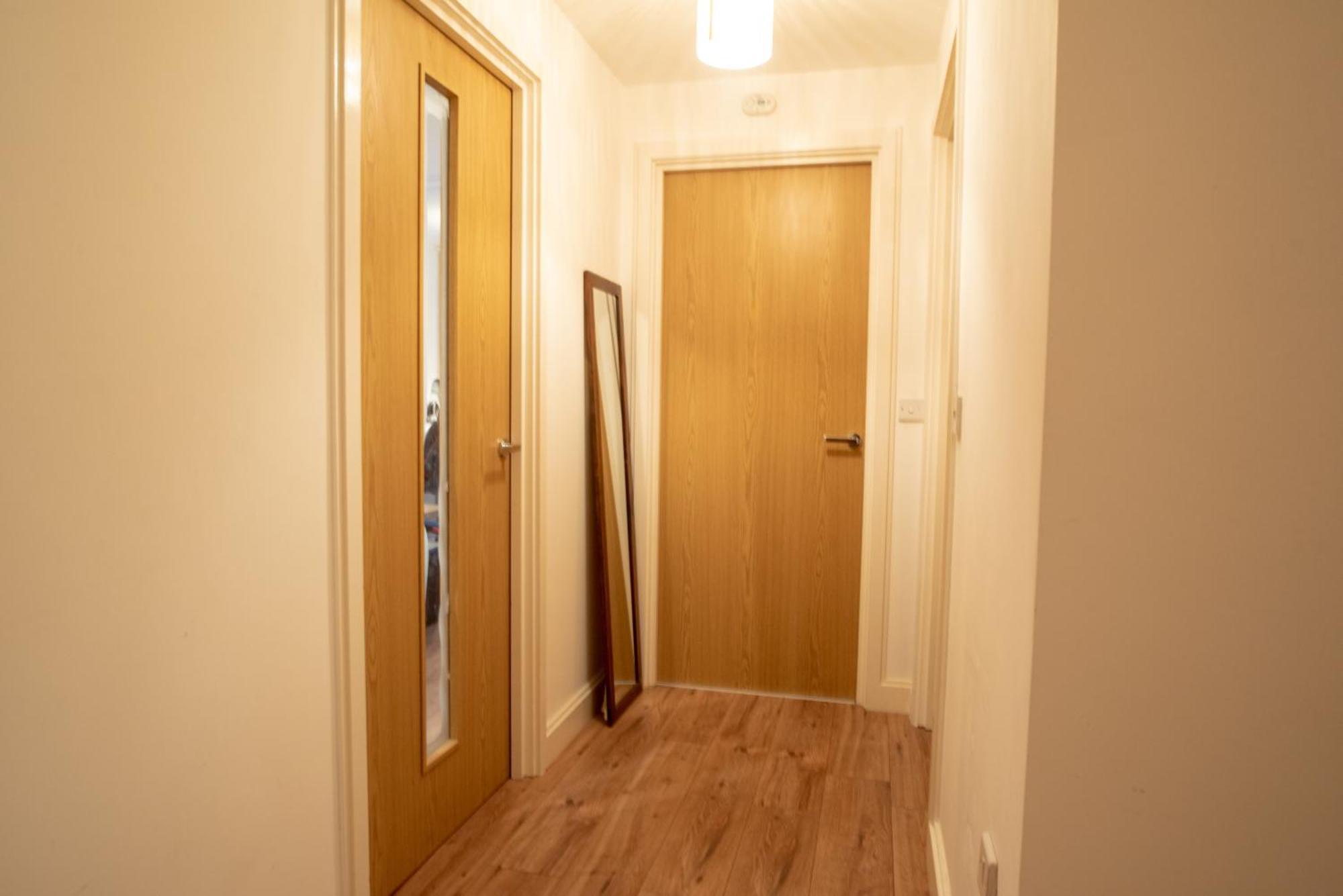 Spacious 1 Bed Apartment With Workspace, Coffee & Free Secure Parking Birmingham Luaran gambar